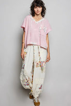 Pol short sleeve pink striped top with floral embroidery lace trim and back-open detail short sleeve hooded design