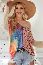 Print Block V Neck Top with Contrast Stitching for Women Woman T Shirts