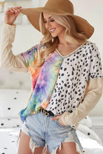 Print Block V Neck Top with Contrast Stitching for Women