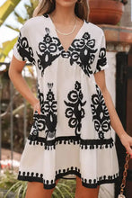 Printed V-Neck Short Sleeve Dress Casual Dresses