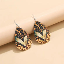 Leopard teardrop earrings in PU leather with heart design