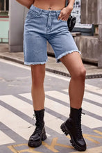Light wash raw hem denim shorts with pockets