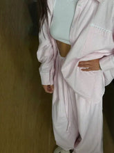 Relaxed fit long sleeve shirt in pink white stripes with lace trim pocket