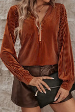 Ribbed zip long-sleeve rust velvet top with balloon sleeves