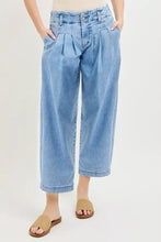Light-wash denim risen slouchy crop wide-leg jeans with high waist and pleated front design