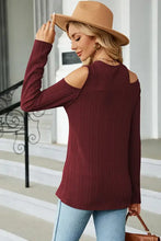 Burgundy round neck cold shoulder knit top
