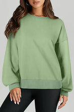 Sage green women’s round neck long sleeve oversized sweatshirt