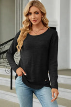 Women’s black round neck long sleeve T-shirt with curved hem