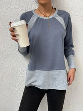 Shiny Waffle-Knit Round Neck Raglan Sleeve Long Sleeve Tee