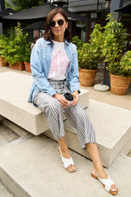 Simply Love Full Size IT'S ME,HI I'M THE COOL MOM IT'S ME Round Neck T-Shirt Woman T Shirts