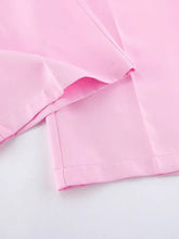 Sleeveless blazer back in soft pink smooth fabric with stitched seams and hem