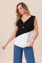 Sleeveless Color Block Buttoned Henley Top with Contrast Stitching