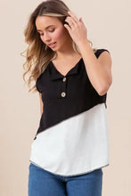 Sleeveless Color Block Buttoned Henley Top with Contrast Stitching Woman T Shirts