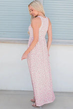 Sleeveless maxi dress in pink and white floral pattern