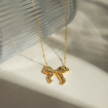 18k gold-plated stainless steel bow pendant necklace