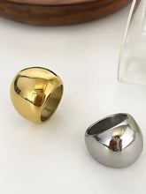 Gold stainless steel bubble statement ring with egg-shaped design