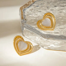 Stainless Steel Cat's Eye Stone Heart Earrings Earrings