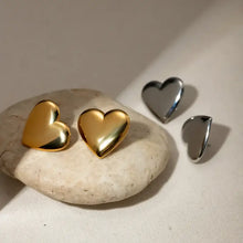 Shiny 18k gold-plated stainless steel heart stud earrings set