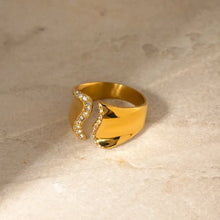 Stainless Steel Inlaid Rhinestone Bypass Ring Fashion Jewelry