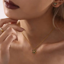 Stainless Steel Inland Zircon Snowflake Necklace Fashion Jewelry