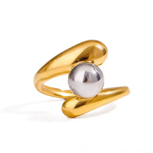 Stainless steel twisted ring with silver sphere and pearl accent
