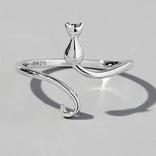 Sterling silver cat shape adjustable ring with curled tail design