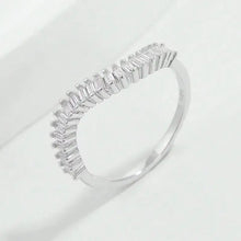 Sterling silver inlaid zircon ring with baguette-cut diamonds in zig-zag pattern
