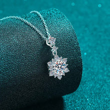 Sterling silver necklace with 1 carat moissanite zircon snowflake pendant