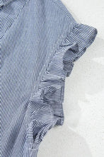 Stripe Mini-Kleid mit Rüschen, Knopfleiste und kurzen Flügelärmeln, Freizeitkleider