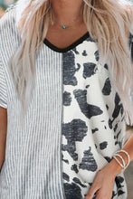 Women’s striped short sleeve V-neck tee with split gray-white and cow print design