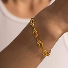 18K Gold-Plated Textured Chain Link Bracelet Gold One Size Bracelets