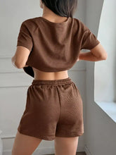 Brown textured knit round neck short-sleeve crop top and shorts set