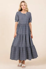 Textured short sleeve tiered gray maxi dress for women