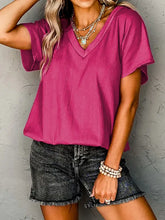 Women’s hot pink textured V-neck short sleeve T-shirt