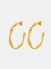 Twisted 18k gold-plated titanium steel C-hoop earrings pair