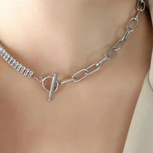 Titanium steel choker necklace with baguette stones and toggle clasp
