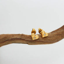 Gold-plated titanium steel zircon heart stud earrings with clear gem