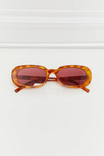 Tortoiseshell Oval UV400 Sunglasses for Women Polycarbonate Frame