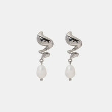 Twisted stainless steel pearl drop earrings with freshwater pearl