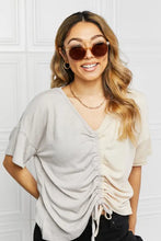 Two-Tone Ruched Drawstring Top with Round Brown Sunglasses Set Sunglasses