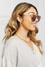 Two-Tone Ruched Drawstring Top with Round Brown Sunglasses Set Sunglasses