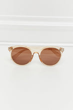 Two-Tone Ruched Drawstring Top with Round Brown Sunglasses Set