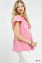 Umgee abstract applique split neck light pink short-sleeved top with white embroidered floral patterns and scalloped neckline