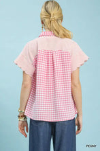 Umgee mixed gingham short sleeve shirt with pink and white gingham pattern and ruffled short sleeves