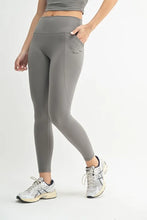 Venice Cloud Light Sculpt High Waisted Gray Athletic Leggings with Pockets