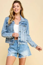 Veveret Button Up Pearl Detail Long Sleeve Denim Jacket MEDDENIM Woman Outerwear