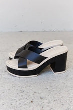 Weeboo Cherish The Moments Contrast Platform Sandals in Black Woman Slippers