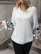 White Knit Sweater with Black Sleeve Design and Round Neck Long Sleeves Sweater Pullovers