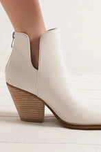 White Leather Ankle Boots with Metal Tip and Block Heel
