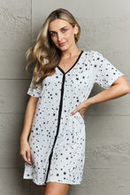 White Star Pattern Sleepwear Dress with Short Sleeves White